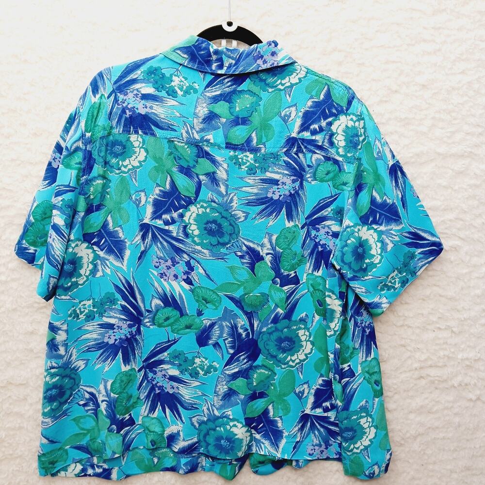 Blouse Blue Floral MOP Button Tropical Coastal Cool Hibiscus Plumeria Cruise 1X - Picture 2 of 7
